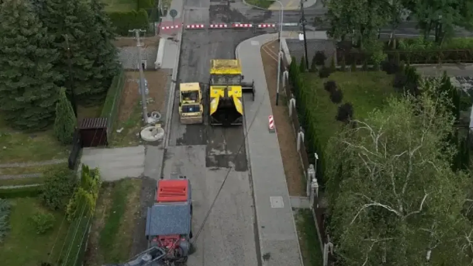 Można już przejechać ul. Tyniecką w Krakowie. W sobotę autobusy powrócą na swoje trasy