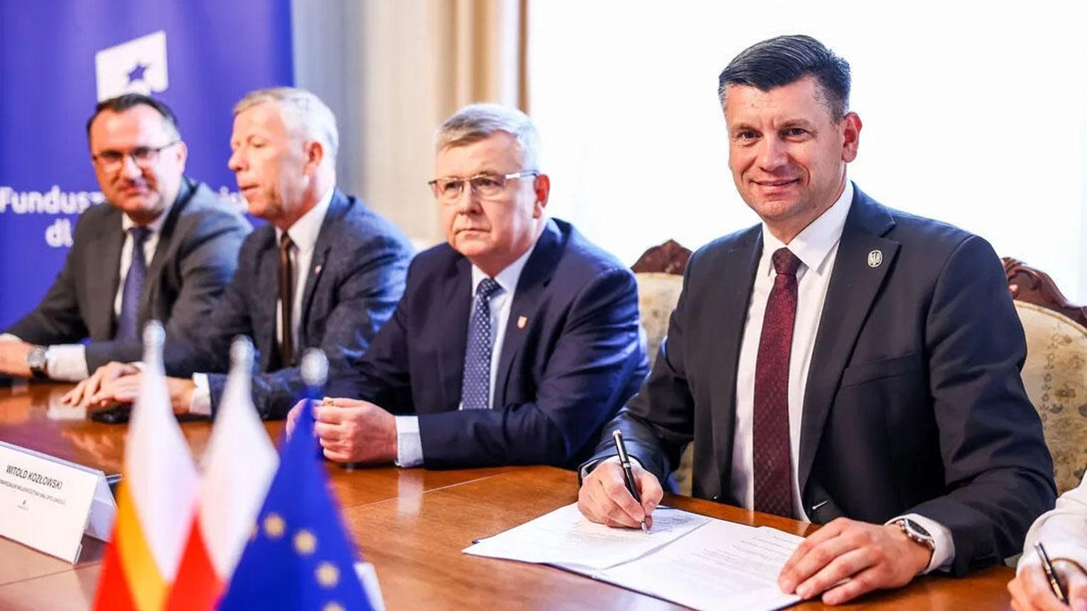 Powiat Krakowski zyska blisko 15 mln zł na bezpieczniejsze drogi i chodniki